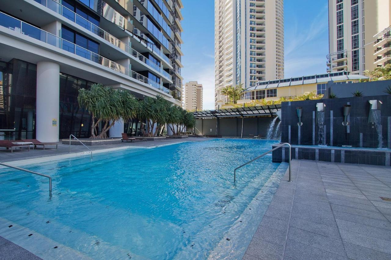 Kids Stay Free In Hinterland View 1 Bedroom Spa Apartment At Circle On Cavill - Q Stay Голд-Кост Экстерьер фото