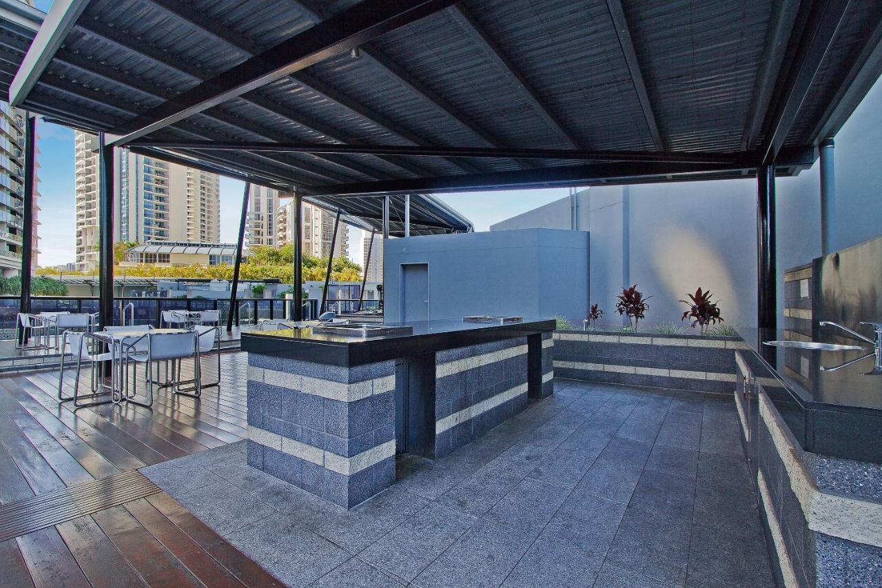 Kids Stay Free In Hinterland View 1 Bedroom Spa Apartment At Circle On Cavill - Q Stay Голд-Кост Экстерьер фото